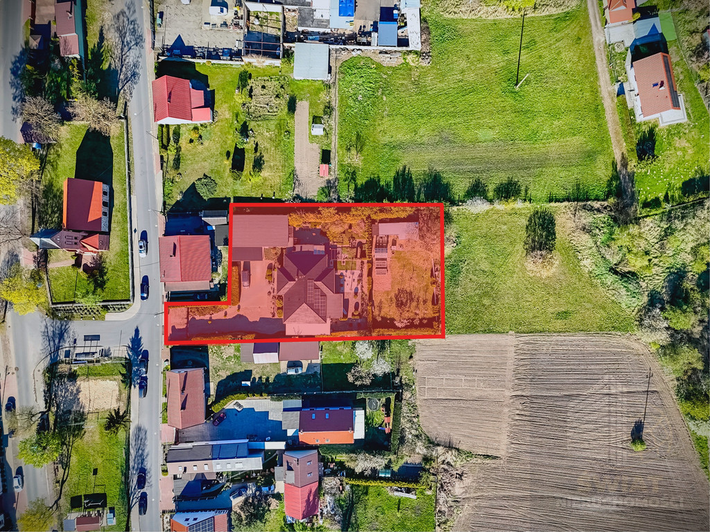 Dom Sprzedaż Święte 11