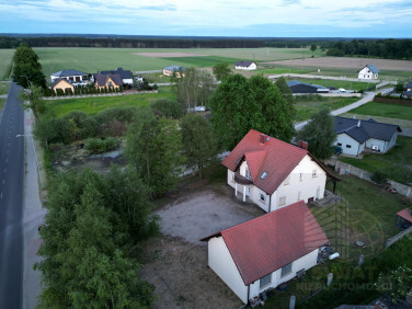 Dom Sprzedaż Brenno Leszczyńska 9