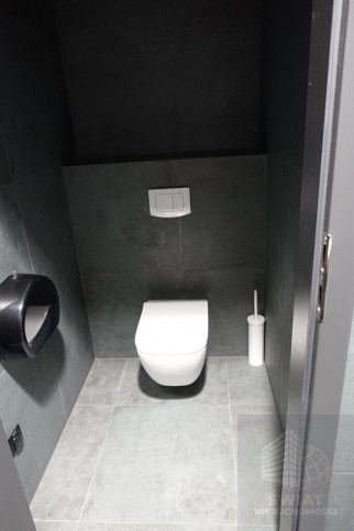 Lokal Wynajem Dołuje 11