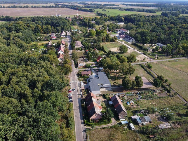 Działka Sprzedaż Rzędziny 1