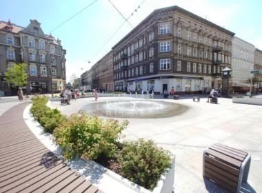 Nietuzinkowy Lokal z widokiem na Plac Zamenhofa
