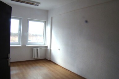 Biuro 51 m2 pokoje 36 zł/m2 zawiera opłaty