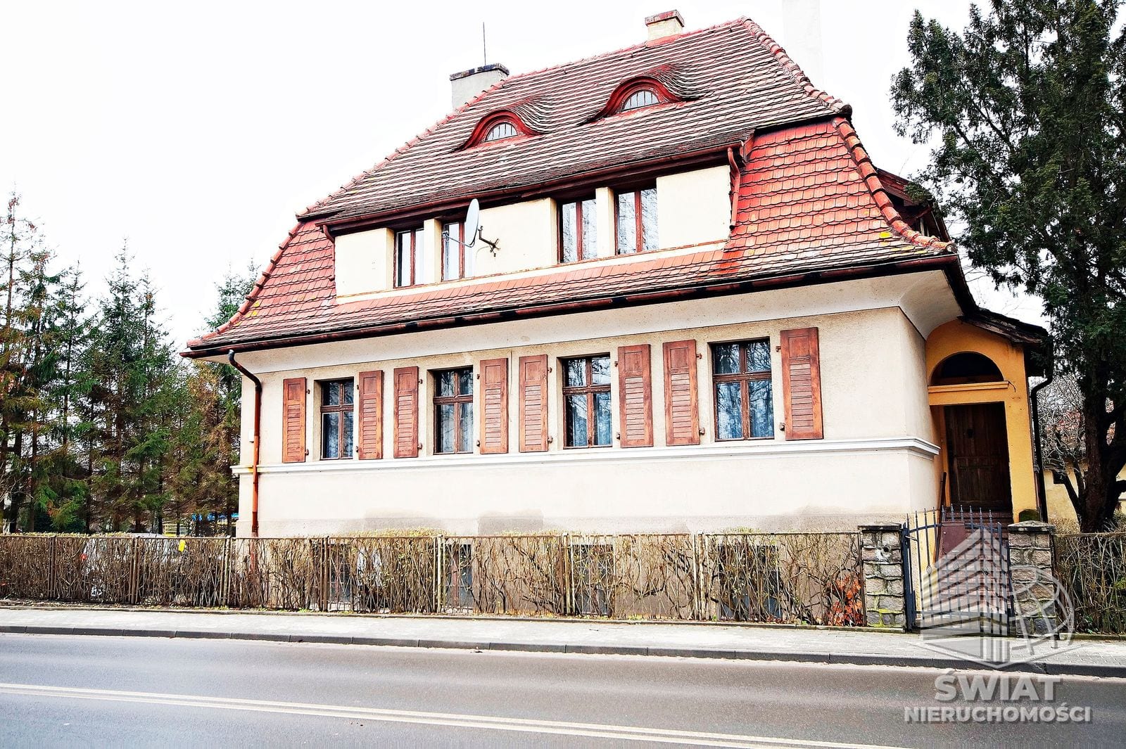 Dom na sprzedaż, Darłowo, 6 pokoi, 350 m² — PTR26039, zdjęcie 1