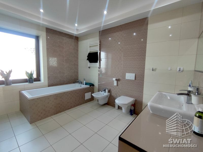 Dom na sprzedaż, Gryfice, 5 pokoi, 180 m² — RNH21219, zdjęcie 6