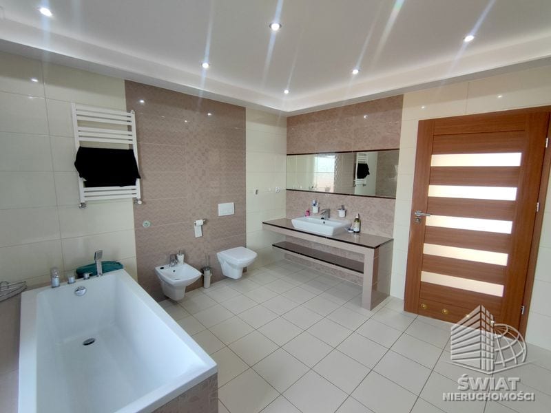 Dom na sprzedaż, Gryfice, 5 pokoi, 180 m² — RNH21219, zdjęcie 7