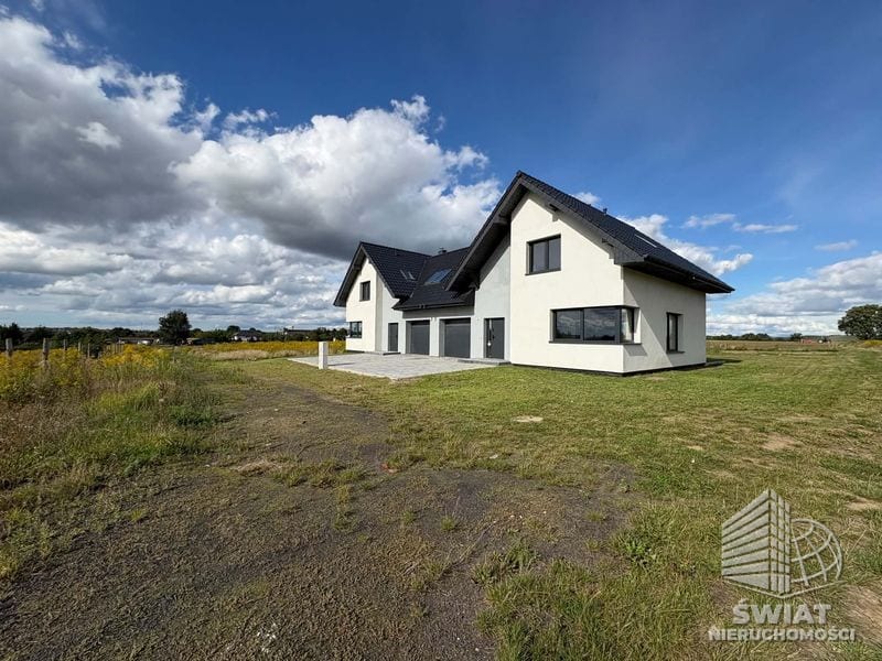 Dom na sprzedaż, Łobez, 4 pokoje, 146 m² — ROY04738, zdjęcie 2