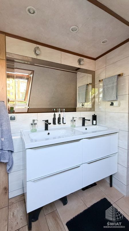 Dom na sprzedaż, Szczecin os. Słoneczne, 8 pokoi, 255 m² — 37/11211/ODS, zdjęcie 8