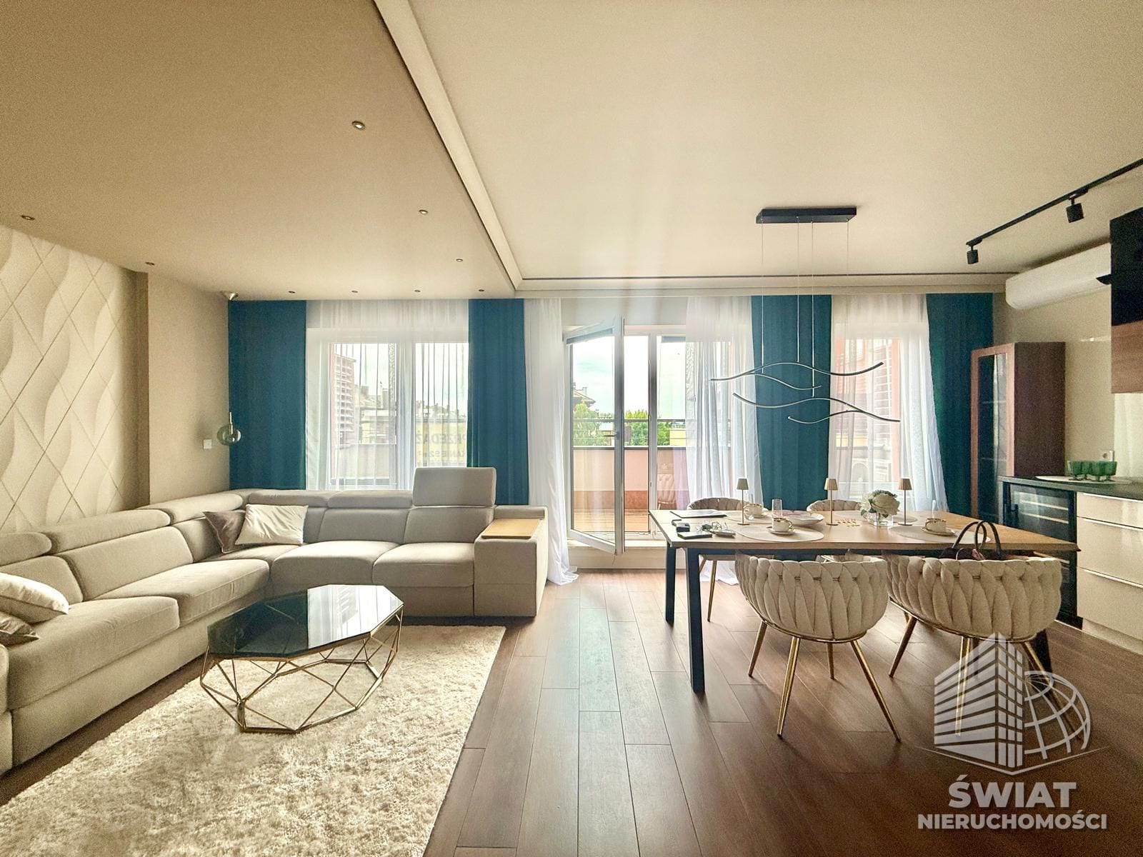 Mieszkanie na sprzedaż, Kołobrzeg, 4 pokoje, 92 m² — KOM33081, zdjęcie 1
